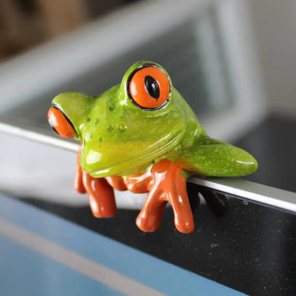 3D Frog Funny Car Office Desk Computer Decor Ornaments Miniatures